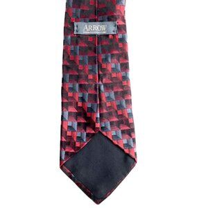 Arrow 100% Silk Men's Necktie Maroon Silver Black 3D cube pattern